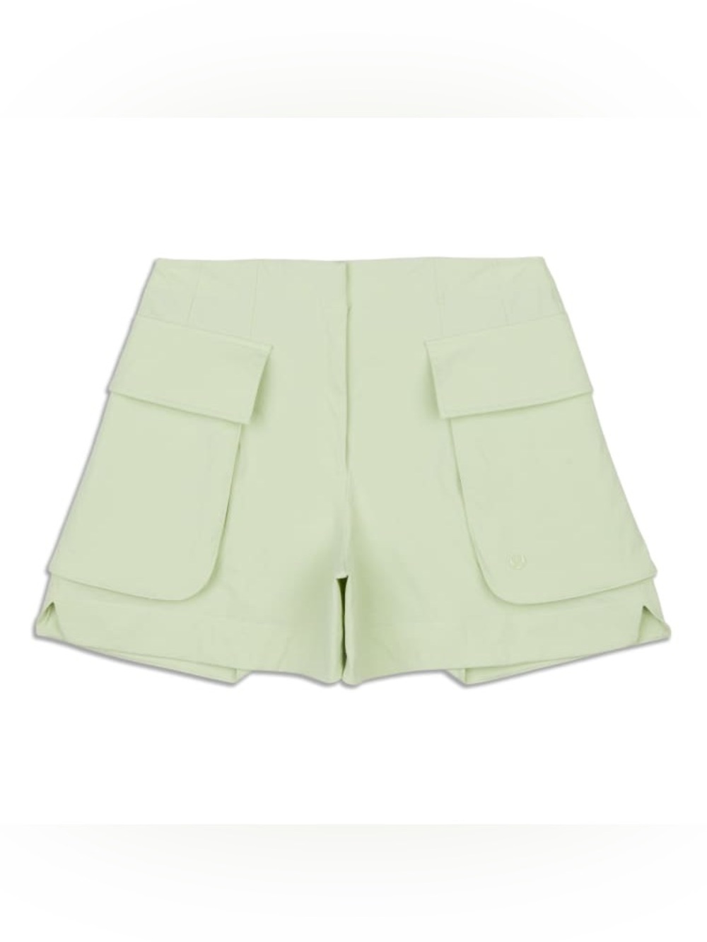 Lululemon Relaxed-Fit Super-High-Rise Cargo Short 4 size 8 NWT